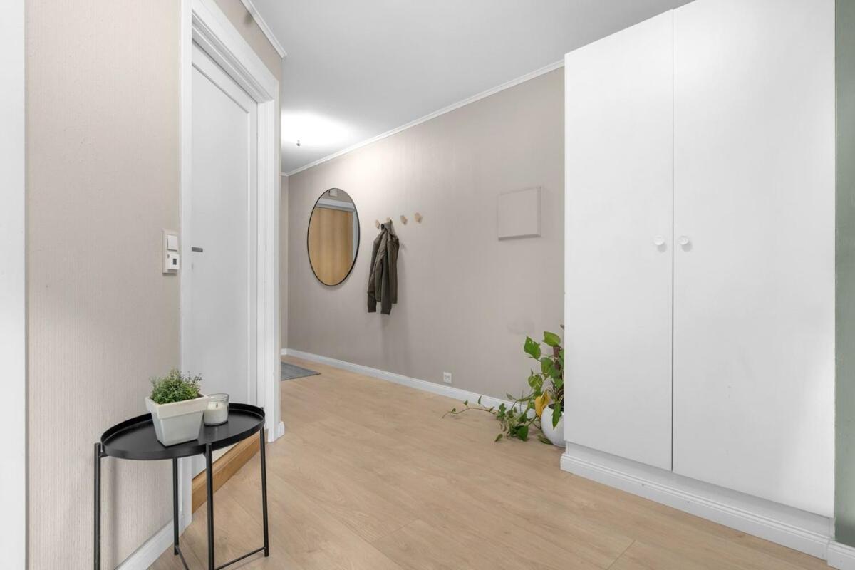 Apartment Rolig Plassert I Toppen Av Gagata Markens V Slottet *