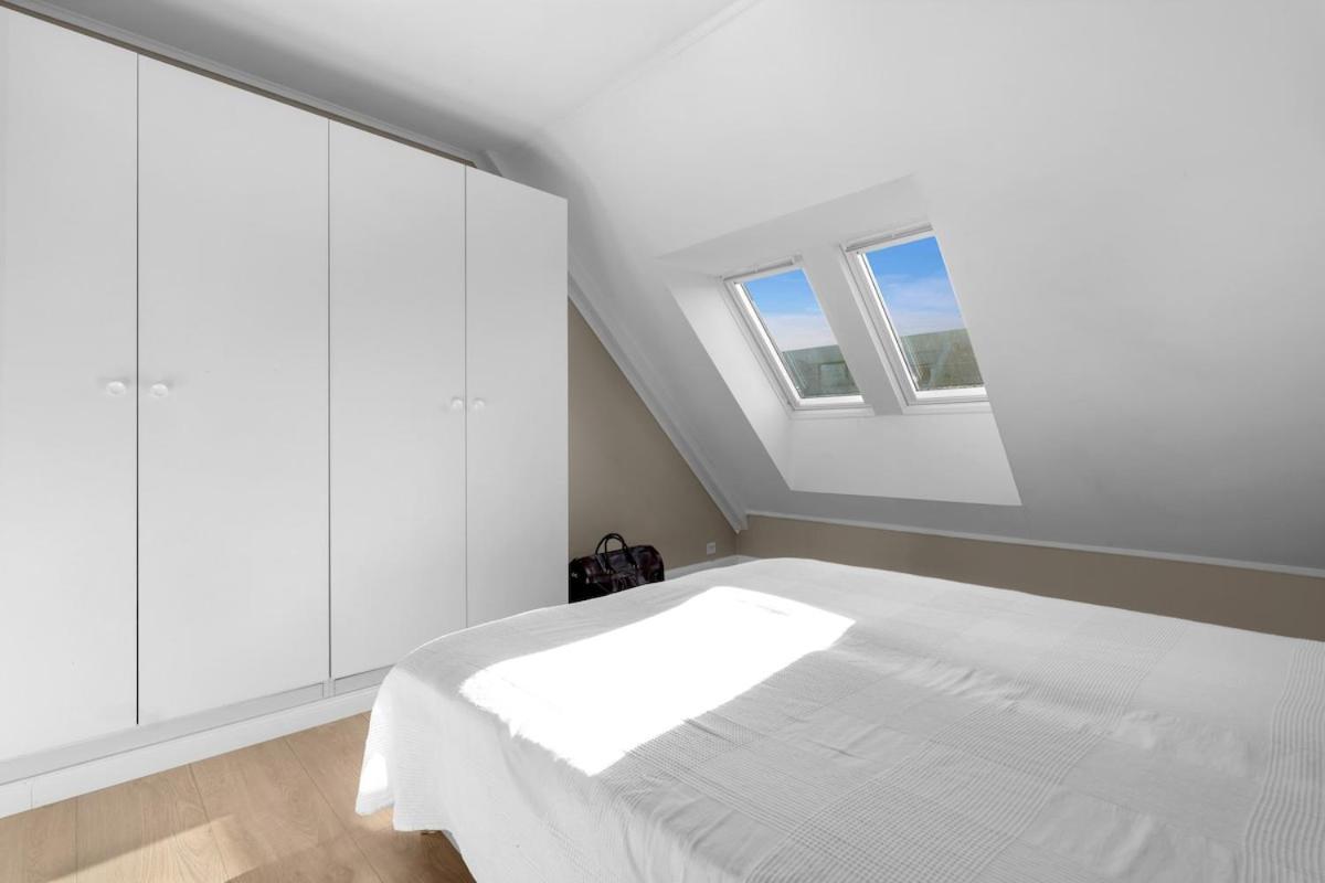 Rolig Plassert I Toppen Av Gagata Markens V Slottet Apartment Kristiansand