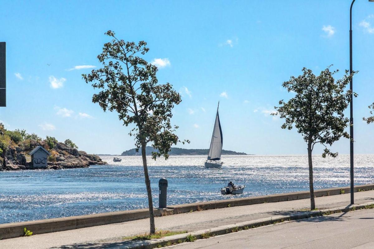 Rolig Plassert I Toppen Av Gagata Markens V Slottet Apartment Kristiansand