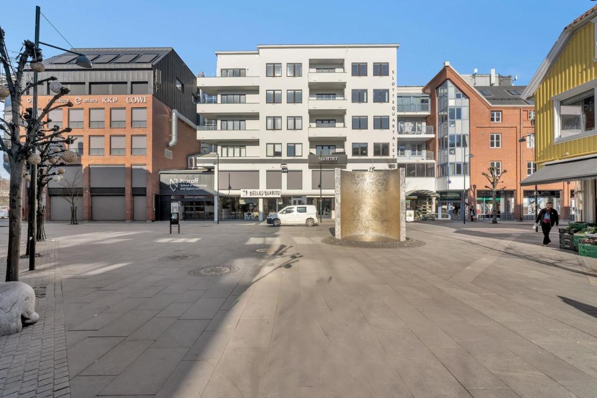 Rolig Plassert I Toppen Av Gagata Markens V Slottet Kristiansand