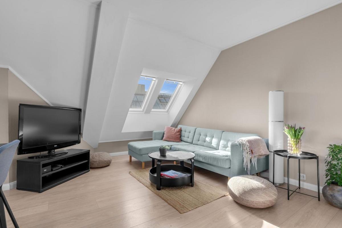 Rolig Plassert I Toppen Av Gagata Markens V Slottet Apartment Kristiansand